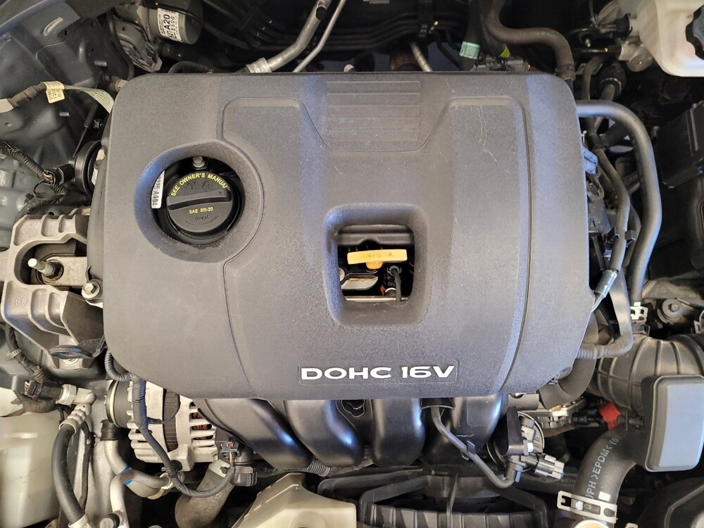 2017 Hyundai Elantra in Fresno, CA 93726 - 18096925 30