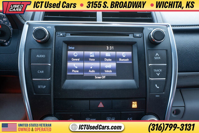 2017 Toyota Camry in Wichita, KS 67216 - 18096930 7