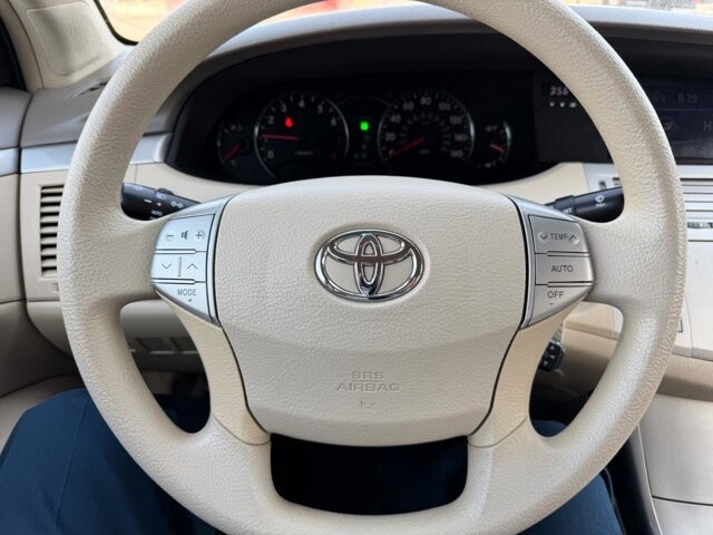 2005 Toyota Avalon in Baltimore, MD 21225 - 18096933 21
