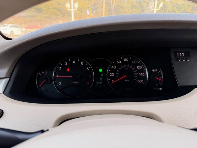 2005 Toyota Avalon in Baltimore, MD 21225 - 18096933 24