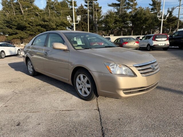 2005 Toyota Avalon in Baltimore, MD 21225 - 18096933 2