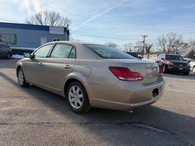 2005 Toyota Avalon in Baltimore, MD 21225 - 18096933 5
