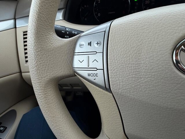 2005 Toyota Avalon in Baltimore, MD 21225 - 18096933 22