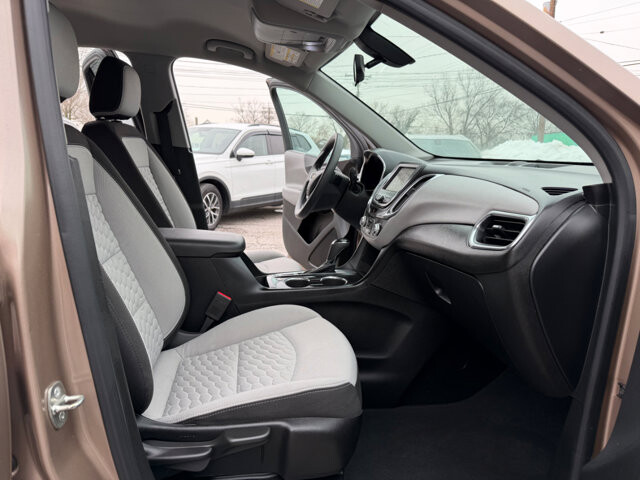 2019 Chevrolet Equinox in Baltimore, MD 21225 - 18096934 10