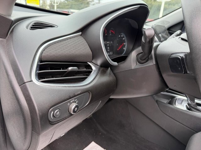 2020 Chevrolet Malibu in Baltimore, MD 21225 - 18096935 18