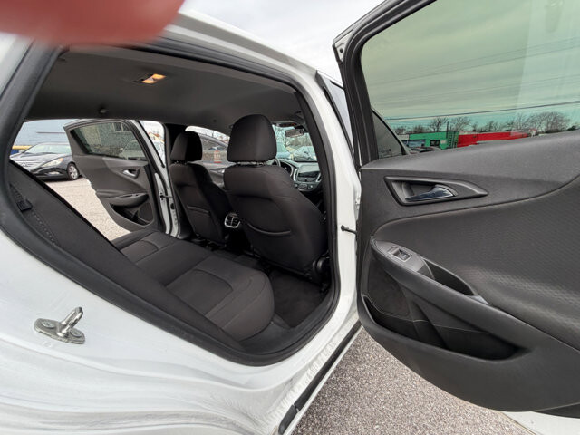 2020 Chevrolet Malibu in Baltimore, MD 21225 - 18096935 11