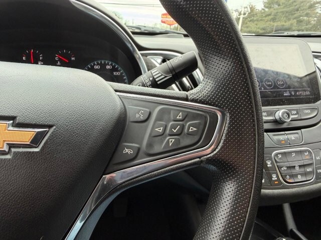 2020 Chevrolet Malibu in Baltimore, MD 21225 - 18096935 22