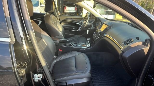 2016 Buick Regal in Greenville, SC 29607 - 18096936 11