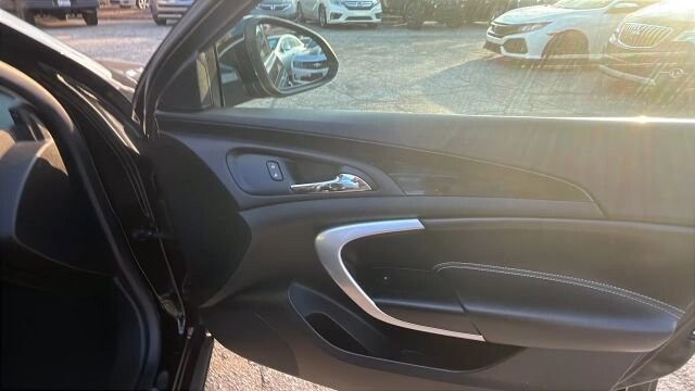 2016 Buick Regal in Greenville, SC 29607 - 18096936 10