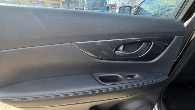 2020 Nissan Rogue in Greenville, SC 29607 - 18096938 20