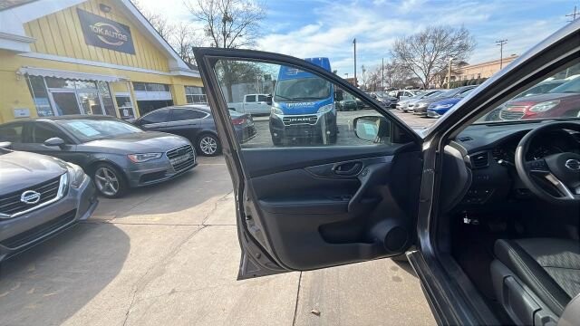 2020 Nissan Rogue in Greenville, SC 29607 - 18096938 22