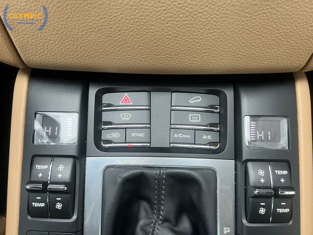 2017 Porsche Macan in Decatur, GA 30032 - 18096941 34