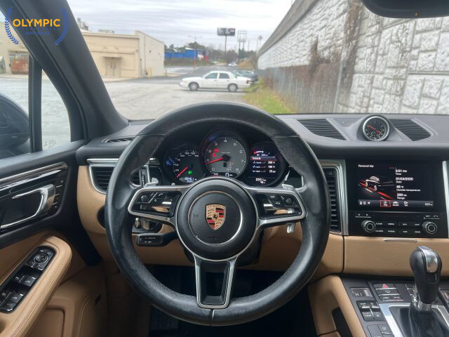 2017 Porsche Macan in Decatur, GA 30032 - 18096941 23