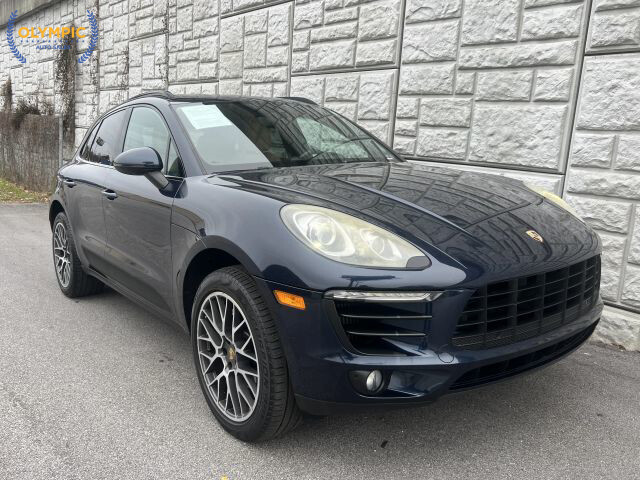 2017 Porsche Macan in Decatur, GA 30032 - 18096941 3
