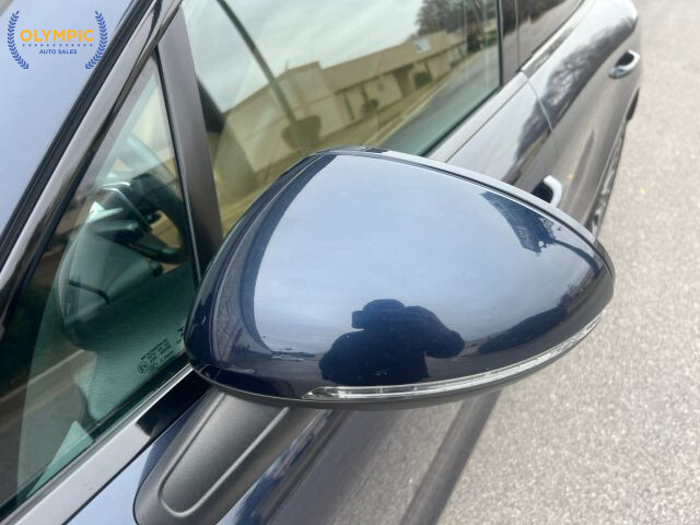 2017 Porsche Macan in Decatur, GA 30032 - 18096941 17