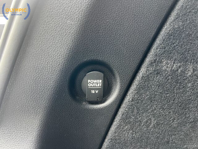 2017 Porsche Macan in Decatur, GA 30032 - 18096941 39