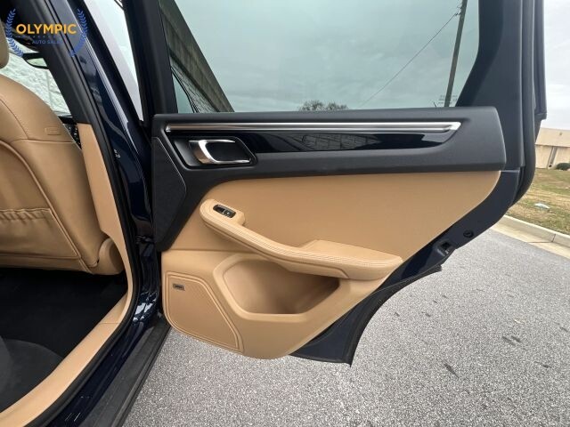 2017 Porsche Macan in Decatur, GA 30032 - 18096941 53