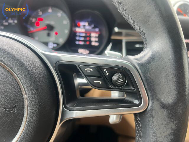 2017 Porsche Macan in Decatur, GA 30032 - 18096941 25