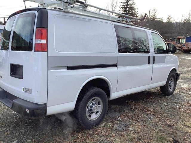 2019 Chevrolet Express 2500 in Blauvelt, NY 10913 - 18096944 7