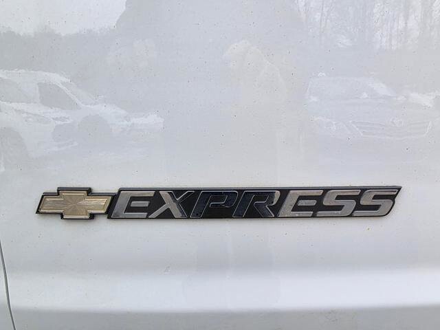 2019 Chevrolet Express 2500 in Blauvelt, NY 10913 - 18096944 46
