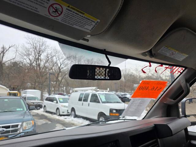 2019 Chevrolet Express 2500 in Blauvelt, NY 10913 - 18096944 23