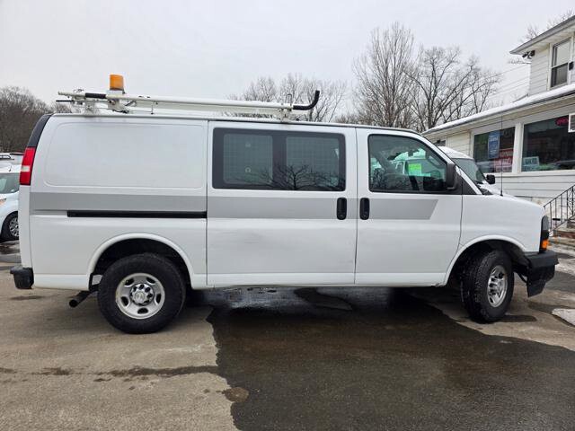 2019 Chevrolet Express 2500 in Blauvelt, NY 10913 - 18096944 9