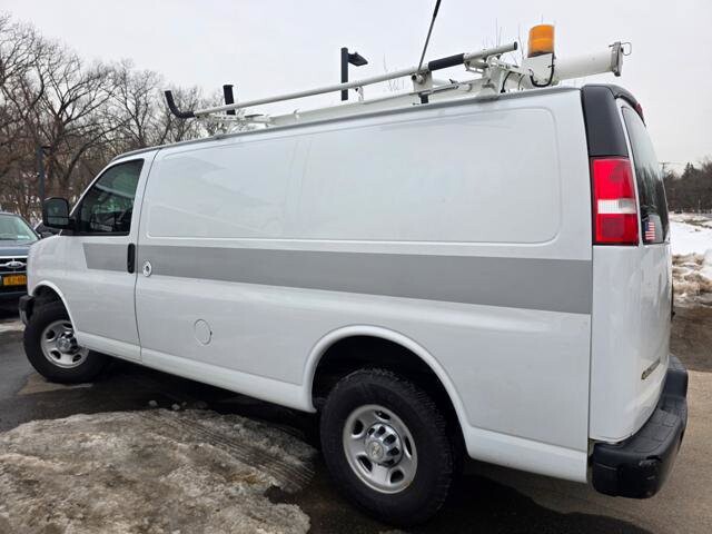 2019 Chevrolet Express 2500 in Blauvelt, NY 10913 - 18096944 6