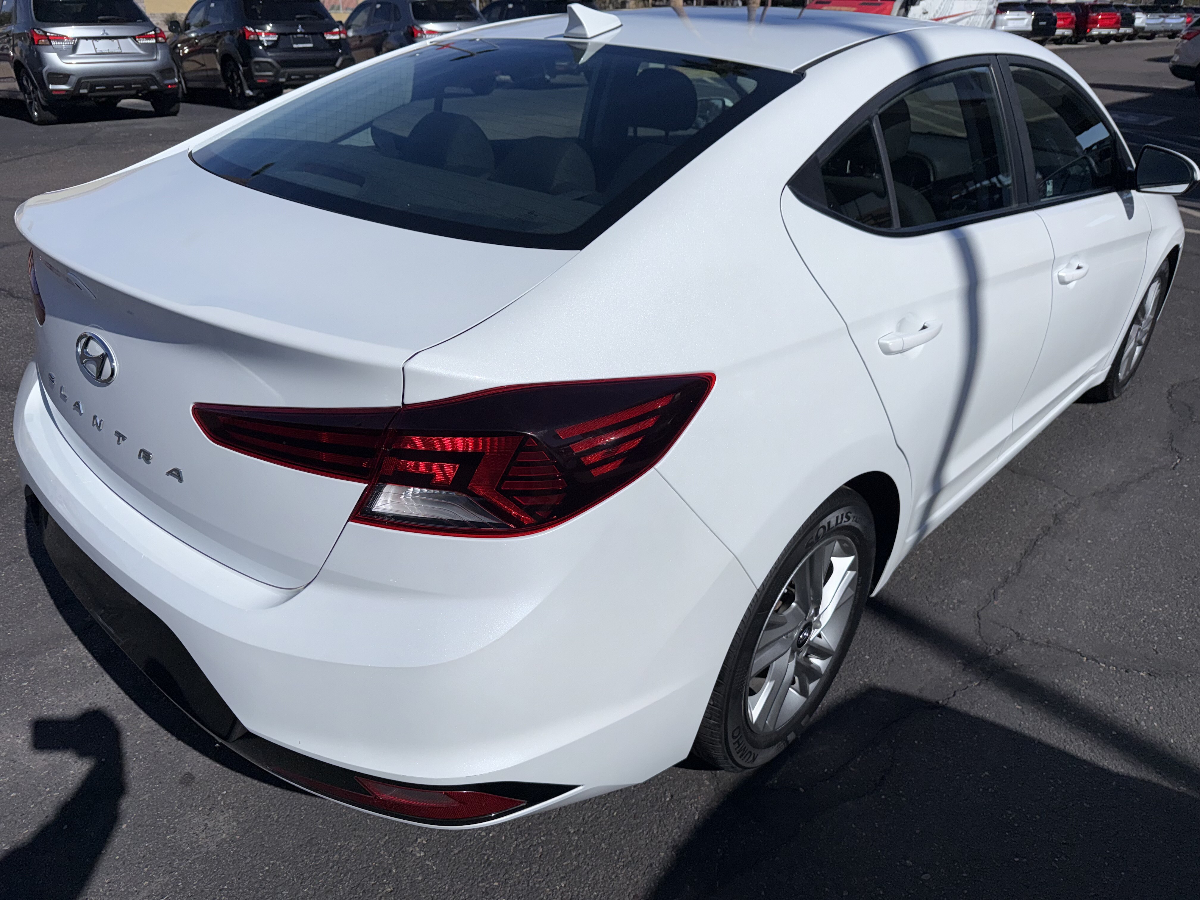 2020 Hyundai Elantra in Phoenix, AZ 85022 - 18096947 4