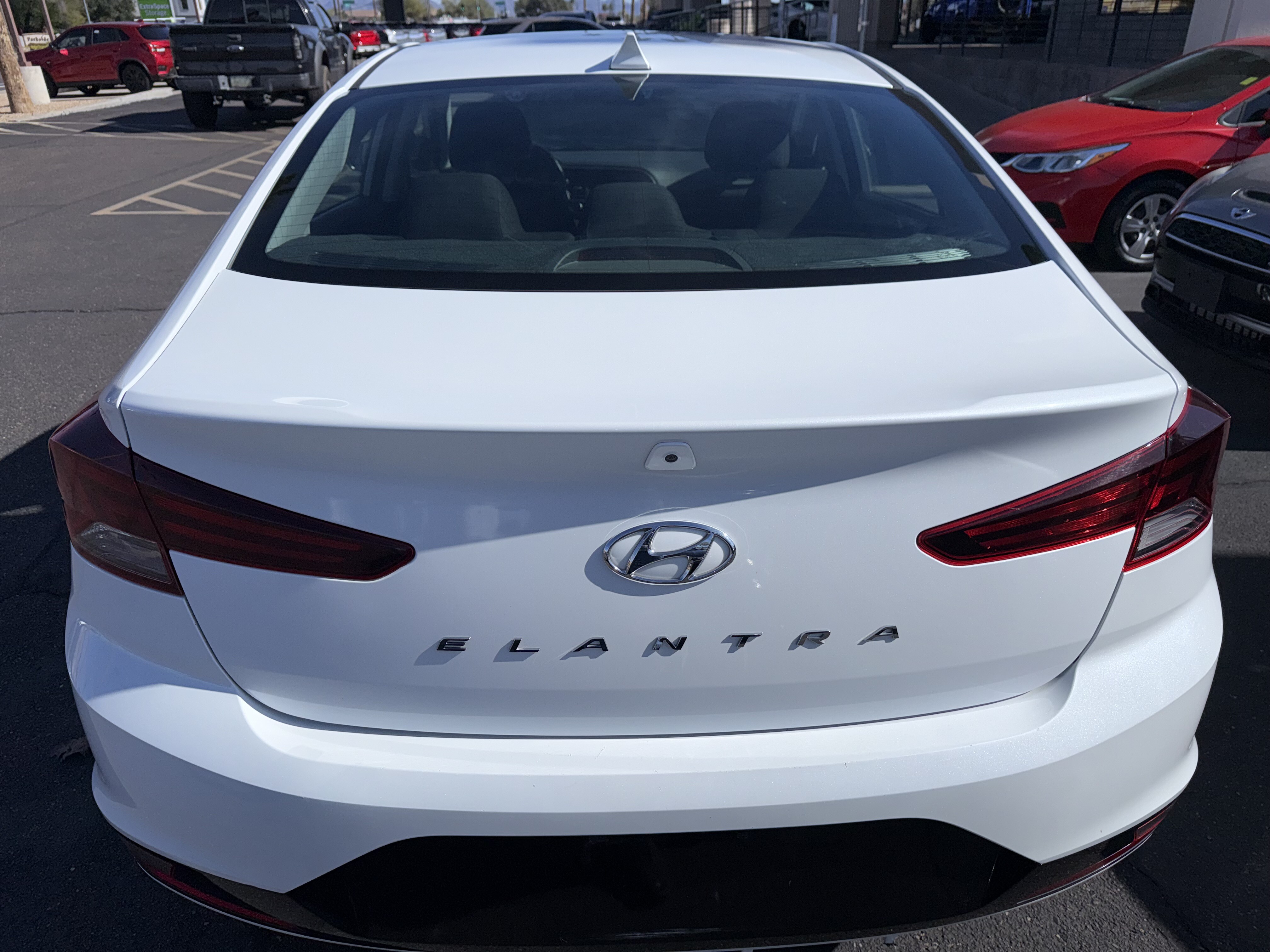 2020 Hyundai Elantra in Phoenix, AZ 85022 - 18096947 5