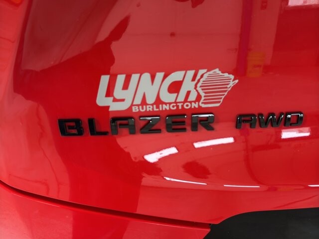 2022 Chevrolet Blazer in Burlington, WI 53105 - 18096959 10