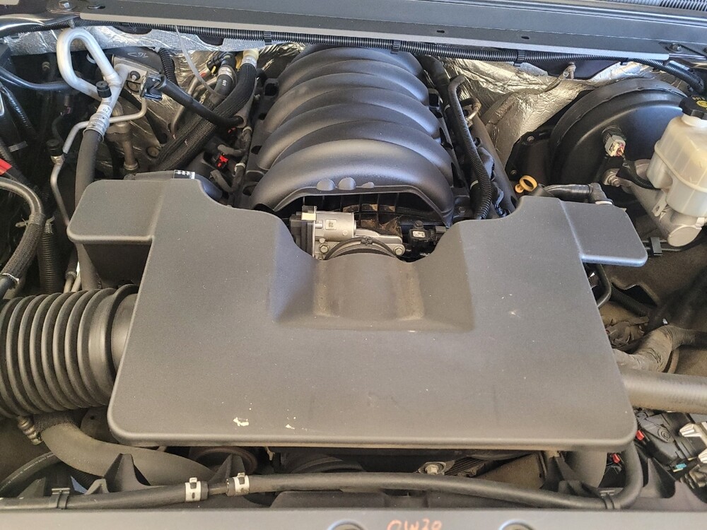 2016 Chevrolet Suburban in Downey, CA 90241 - 18096962 30