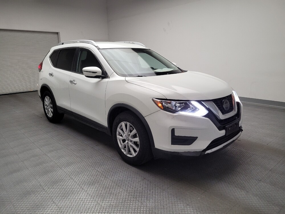 2018 Nissan Rogue in Fresno, CA 93726 - 18096963 13
