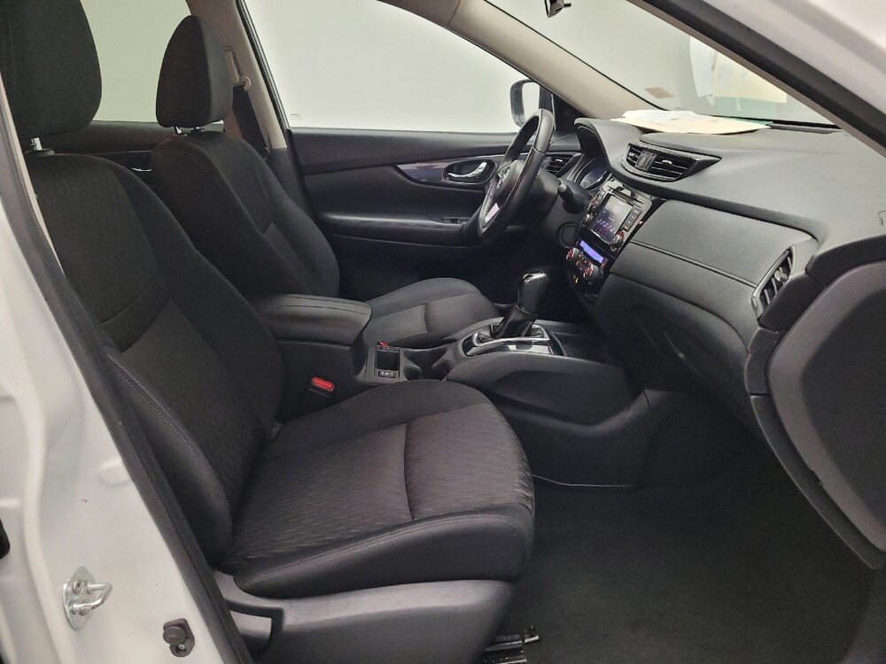 2018 Nissan Rogue in Fresno, CA 93726 - 18096963 21