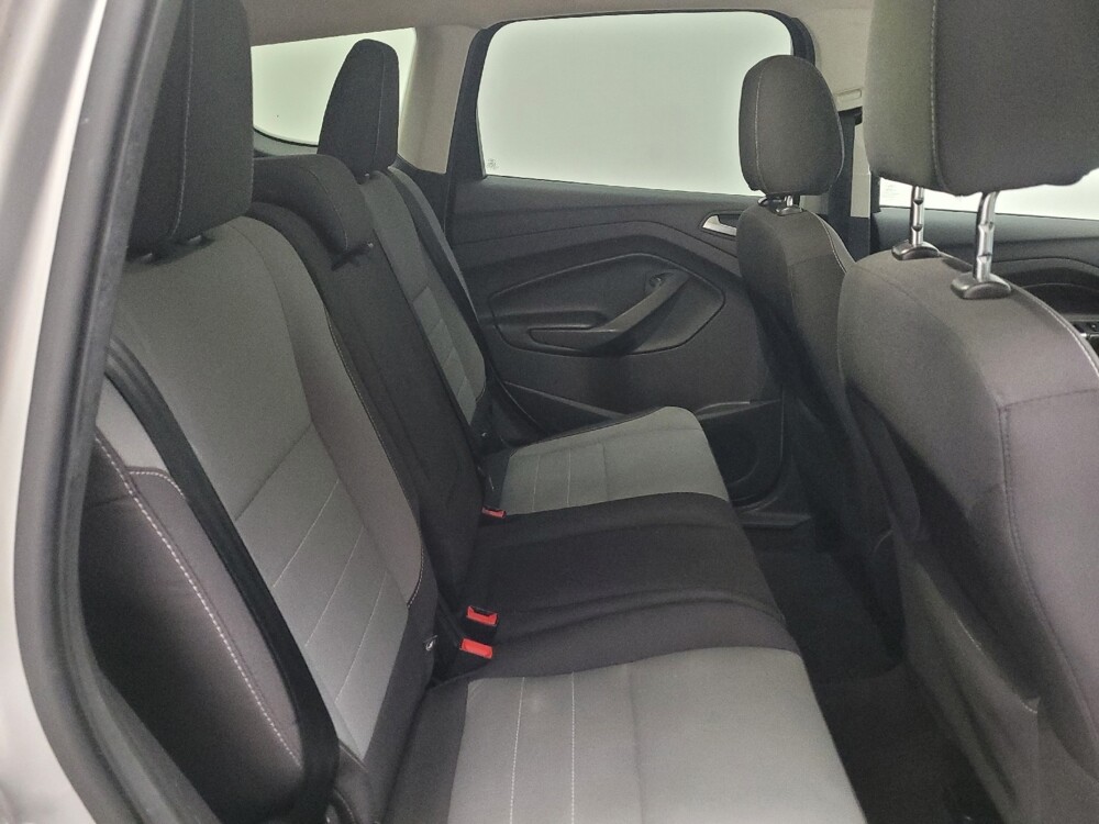 2016 Ford Escape in Downey, CA 90241 - 18096968 19
