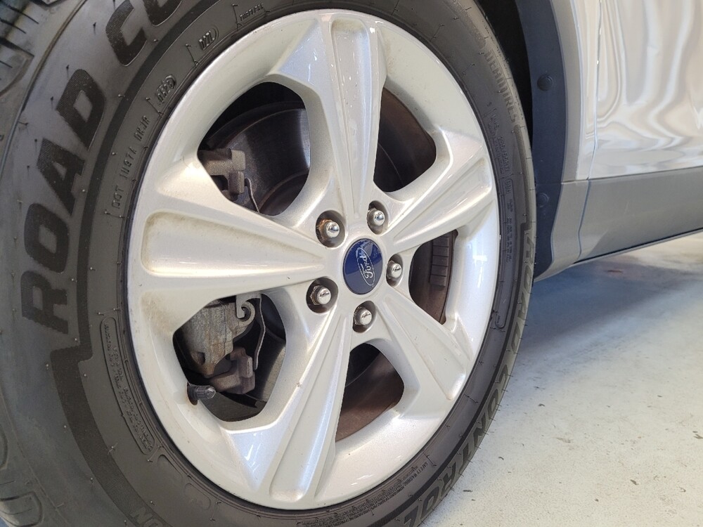 2016 Ford Escape in Downey, CA 90241 - 18096968 31