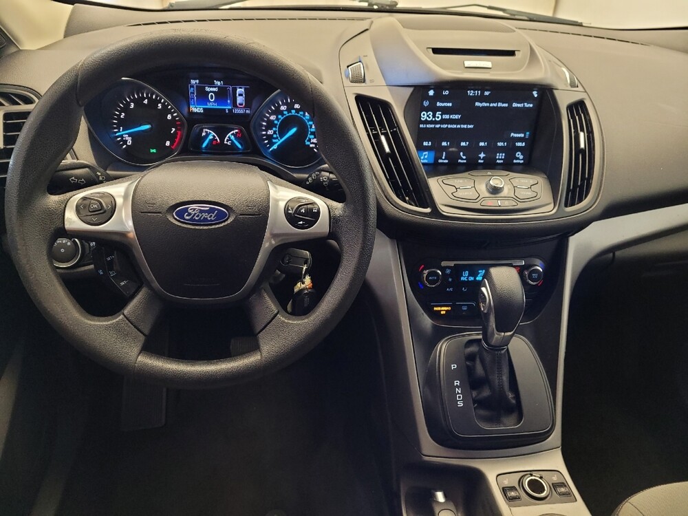 2016 Ford Escape in Downey, CA 90241 - 18096968 22