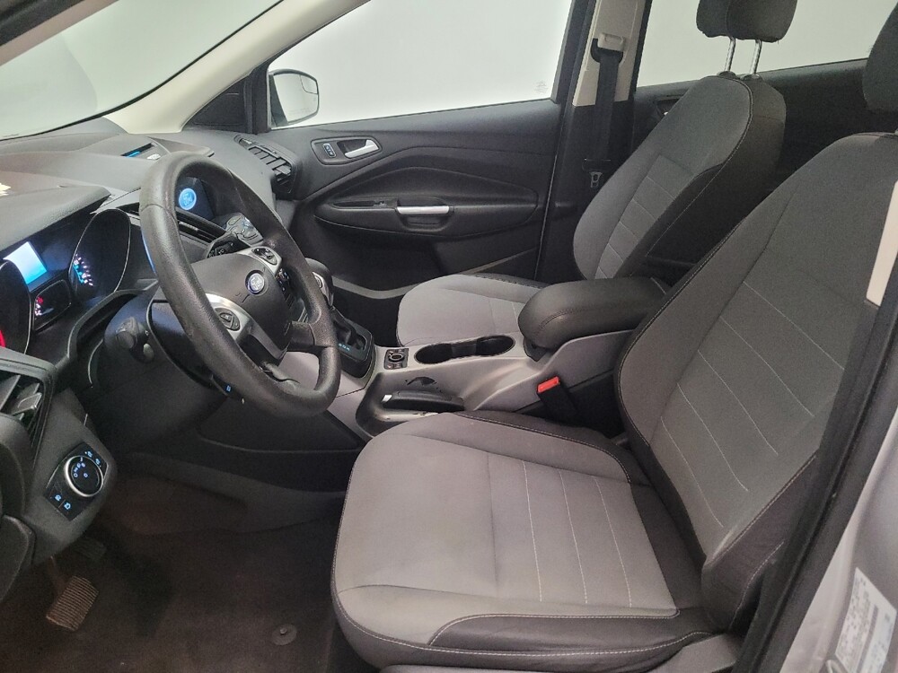 2016 Ford Escape in Downey, CA 90241 - 18096968 17