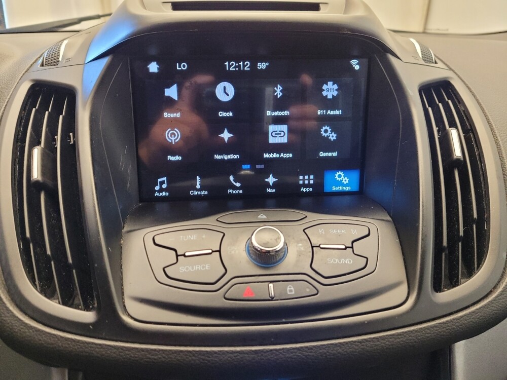 2016 Ford Escape in Downey, CA 90241 - 18096968 25