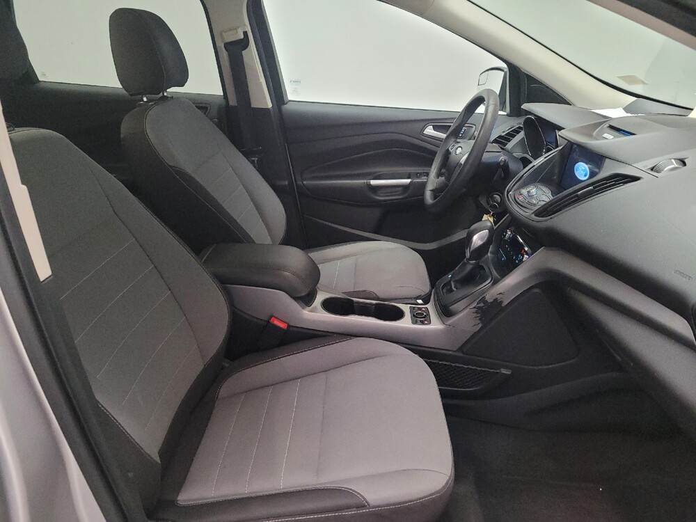 2016 Ford Escape in Downey, CA 90241 - 18096968 21