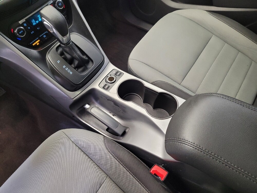 2016 Ford Escape in Downey, CA 90241 - 18096968 26