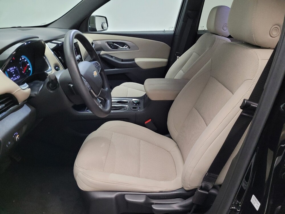 2022 Chevrolet Traverse in Downey, CA 90241 - 18096970 17