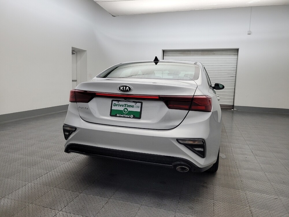 2021 Kia Forte in Glendale, AZ 85301 - 18096984 7