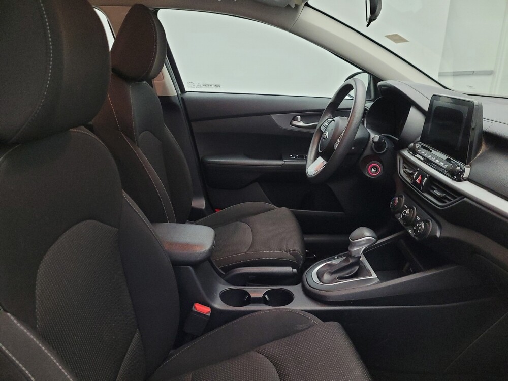 2021 Kia Forte in Glendale, AZ 85301 - 18096984 21