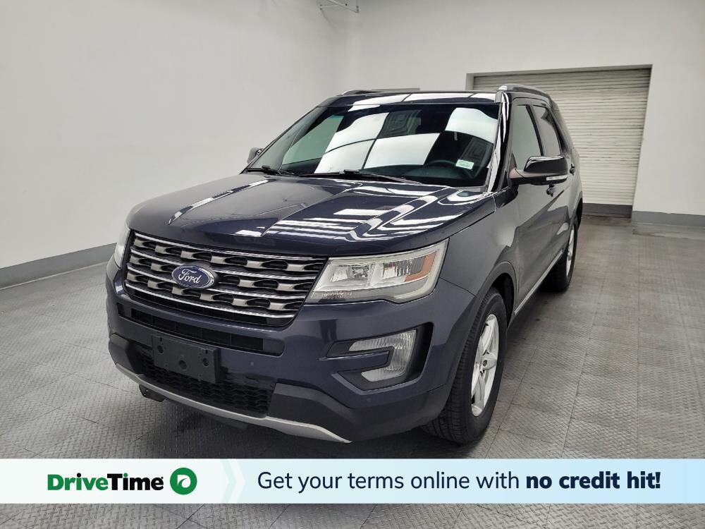 2017 Ford Explorer in Las Vegas, NV 89104 - 18096987