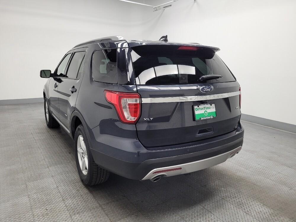 2017 Ford Explorer in Las Vegas, NV 89104 - 18096987 5