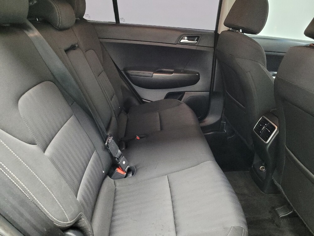 2022 Kia Sportage in Las Vegas, NV 89104 - 18096993 19