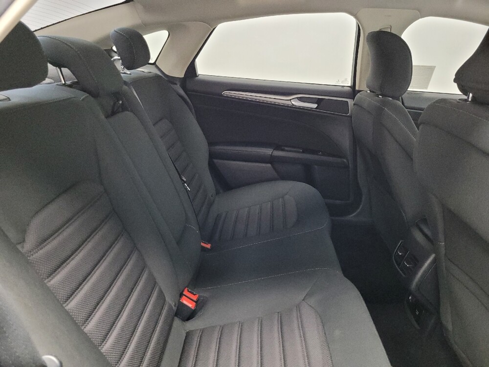 2017 Ford Fusion in Las Vegas, NV 89104 - 18096994 19