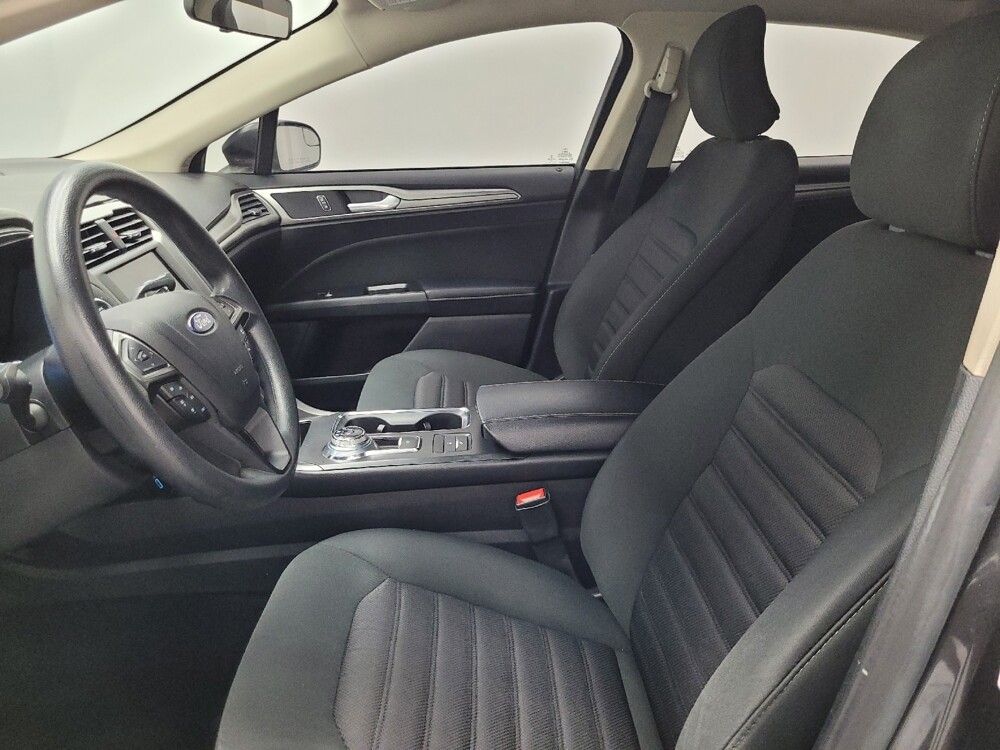 2017 Ford Fusion in Las Vegas, NV 89104 - 18096994 17