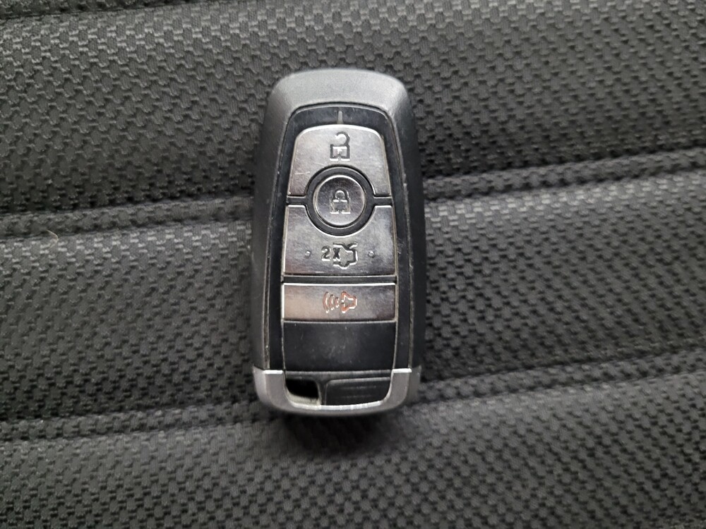 2017 Ford Fusion in Las Vegas, NV 89104 - 18096994 32