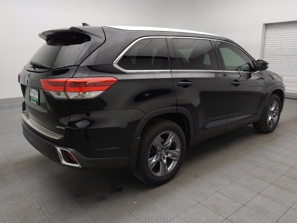 2018 Toyota Highlander in Mobile, AL 36606 - 18097002 9